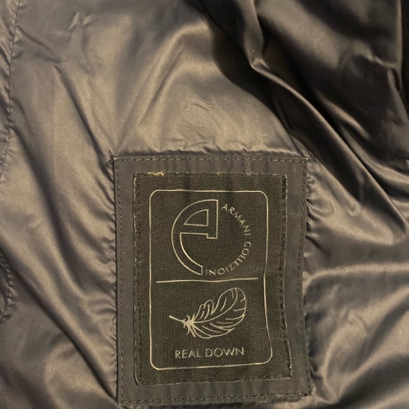 Beautiful Armani Collezioni winter jacket - Picture 3 of 4